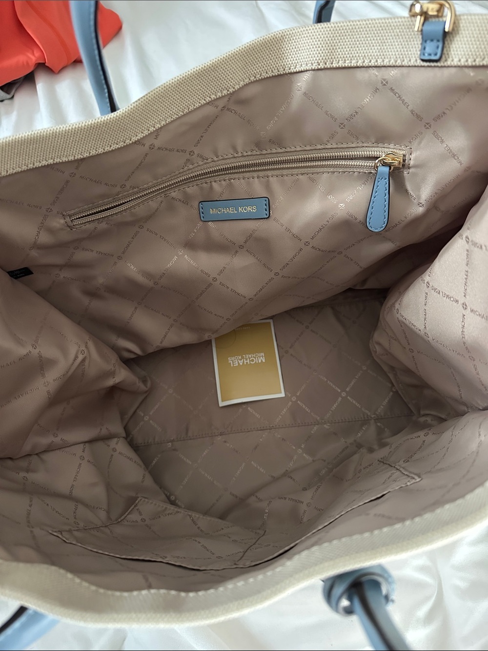 MICHAEL KORS Beige Canvas Tote with Blue Trim and Logo - Picture 2 of 3